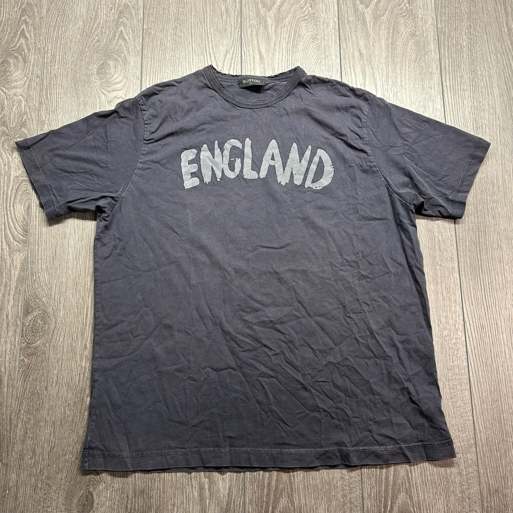 Burton England Graphic T-Shirt Mens XL Charcoal Gray Distressed Neck Tee